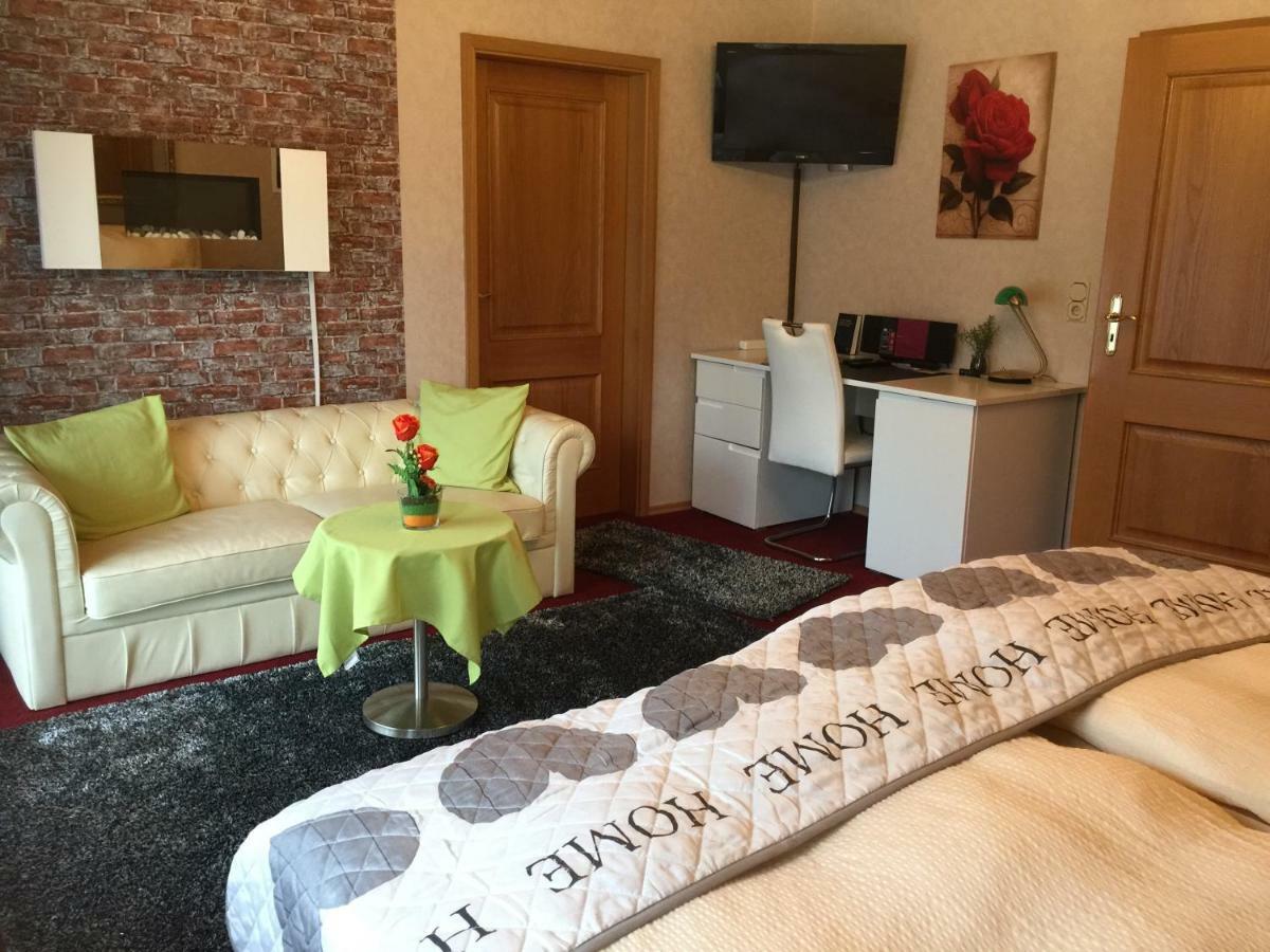 Gaestehaus Monika Hornbach Ngoại thất bức ảnh
